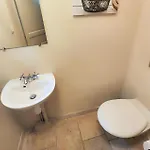 2 Bedroom Amazing In Saint-laurent-de-la-ca