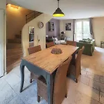 Prázdninový dům 2 Bedroom Amazing In Saint-laurent-de-la-ca